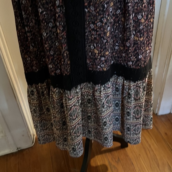 Knox Rose High/Low Dress. - Picture 3 of 7